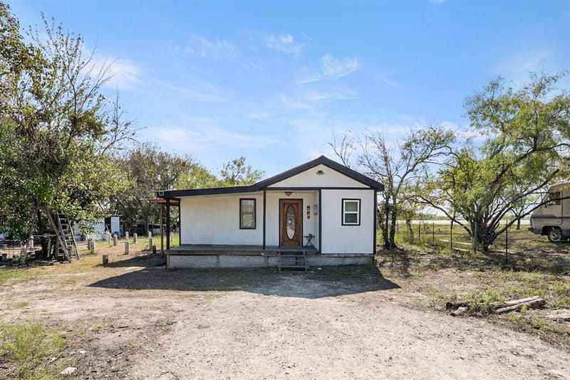 4996 FM 636, Kerens TX 75144