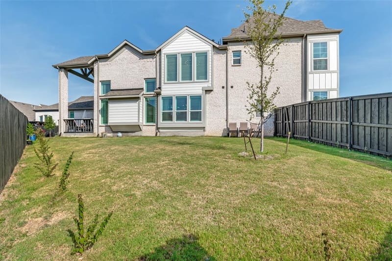 2411 Perdue Avenue, Irving TX 75062 - Photo 35