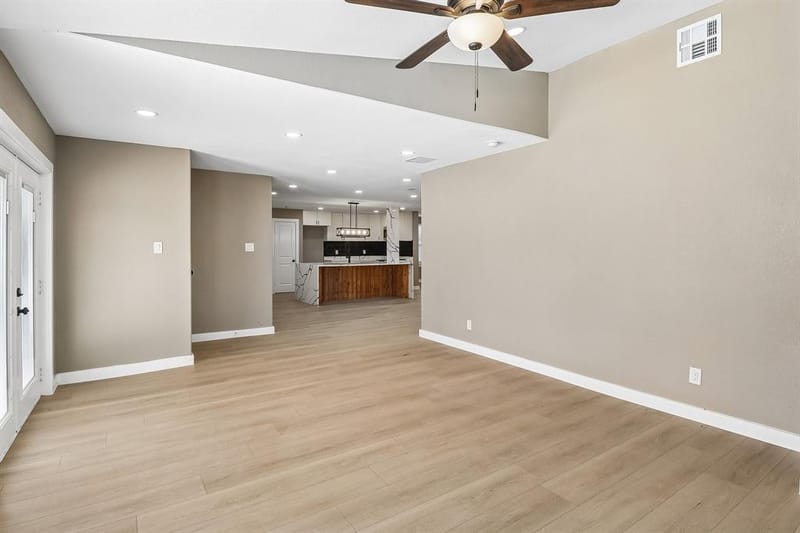 10711 Cromwell Drive, Dallas TX 75229 - Photo 13