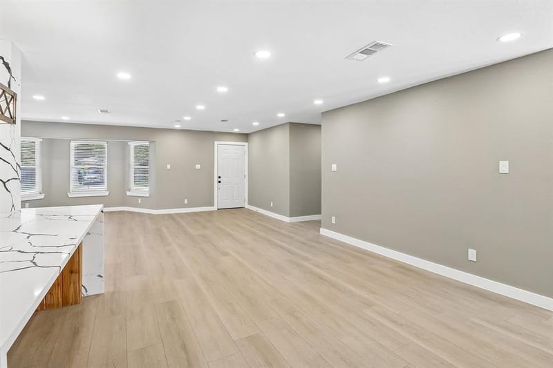 10711 Cromwell Drive, Dallas TX 75229 - Photo 9