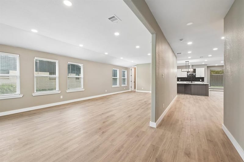3337 Whirlaway Road, Dallas TX 75229 - Photo 5