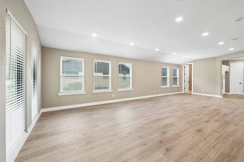 3337 Whirlaway Road, Dallas TX 75229 - Photo 9