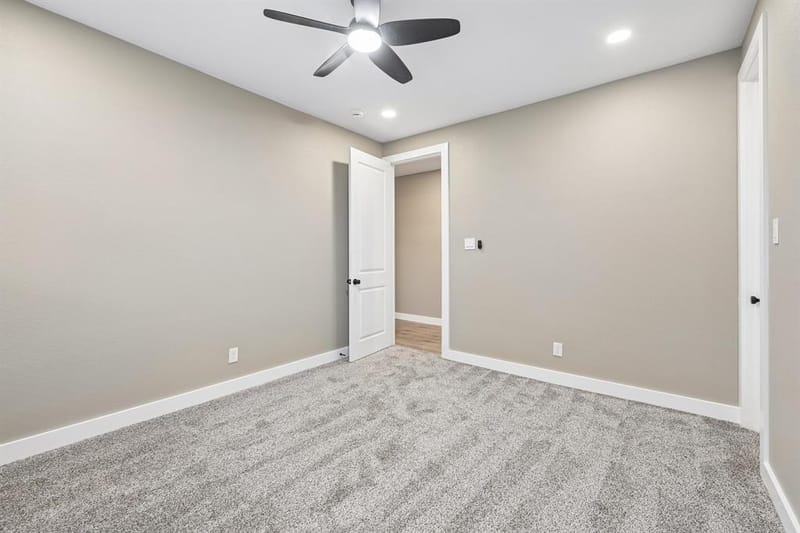 3337 Whirlaway Road, Dallas TX 75229 - Photo 33