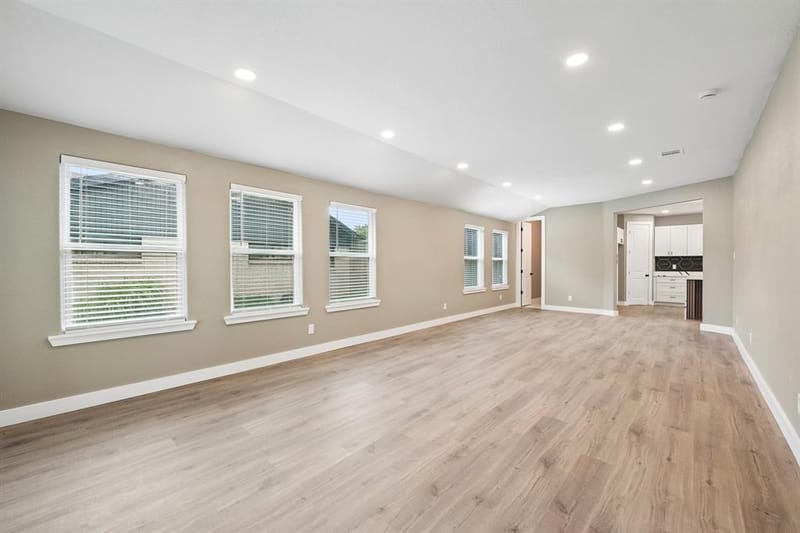 3337 Whirlaway Road, Dallas TX 75229 - Photo 8