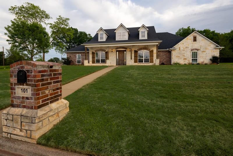 101 Thames, Bullard TX 75757 - Photo 2