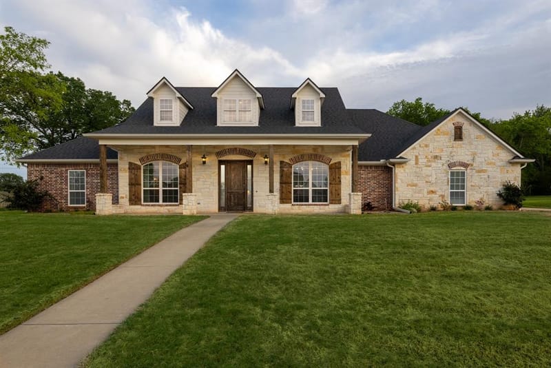 101 Thames, Bullard TX 75757