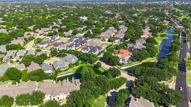 2104 Sutton Place, Plano TX 75093 - Photo 32