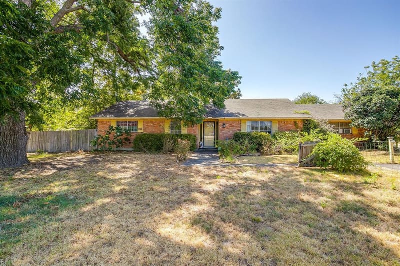 4716 E University Drive, Denton TX 76208 - Photo 2