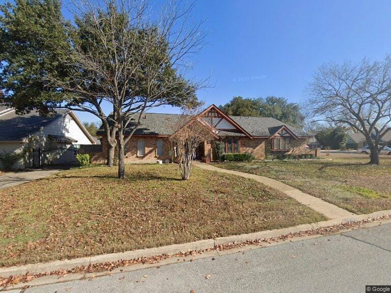 3900 Diamond Loch W, North Richland Hills TX 76180