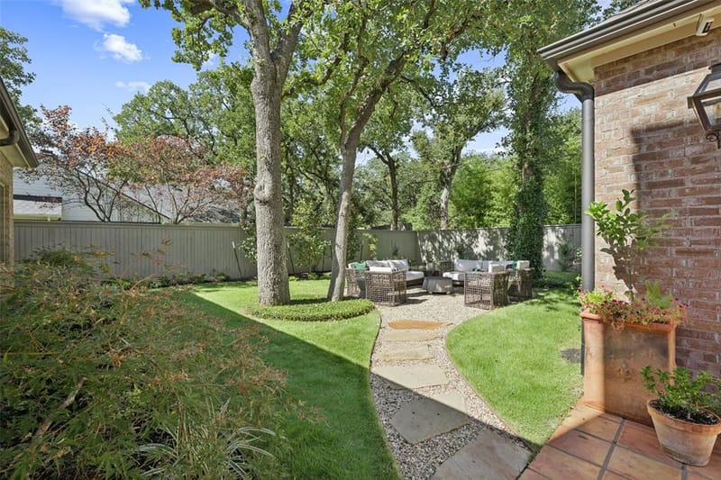 1225 Kelpie Court, Fort Worth TX 76111 - Photo 34
