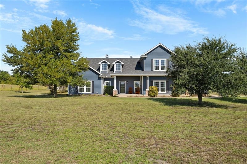 250 County Road 1006, Wolfe City TX 75496 - Photo 32