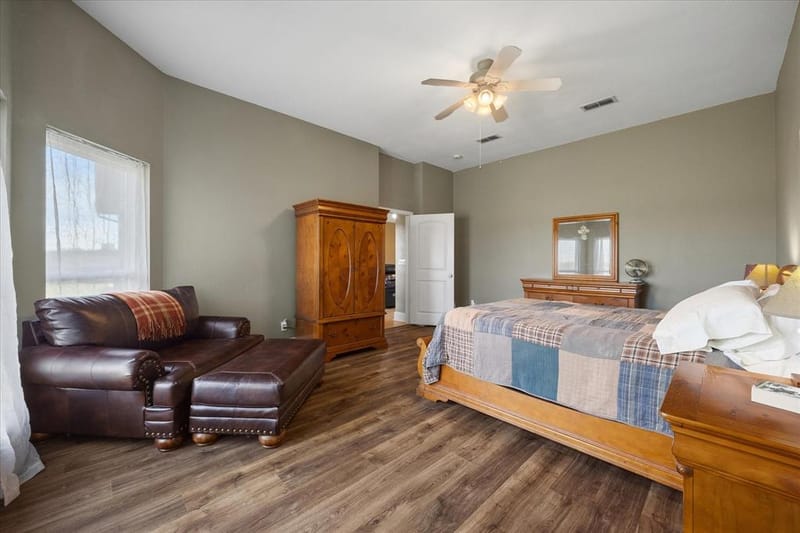 250 County Road 1006, Wolfe City TX 75496 - Photo 19