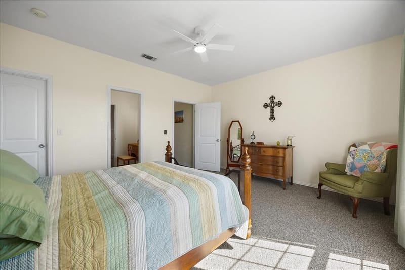 250 County Road 1006, Wolfe City TX 75496 - Photo 31