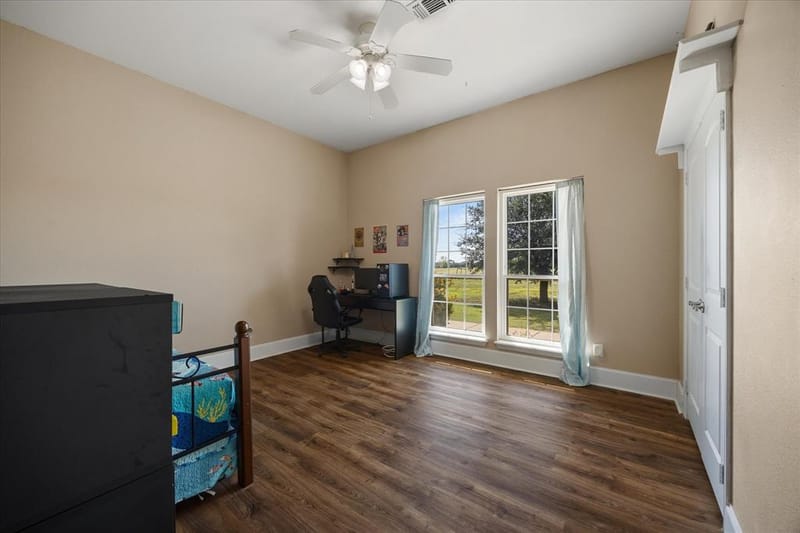 250 County Road 1006, Wolfe City TX 75496 - Photo 25