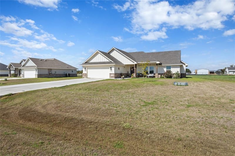 232 Yawney Drive, Lipan TX 76462 - Photo 3