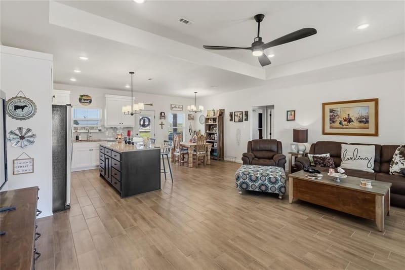 232 Yawney Drive, Lipan TX 76462 - Photo 4