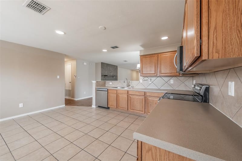 7429 Candler Drive, Fort Worth TX 76131 - Photo 16