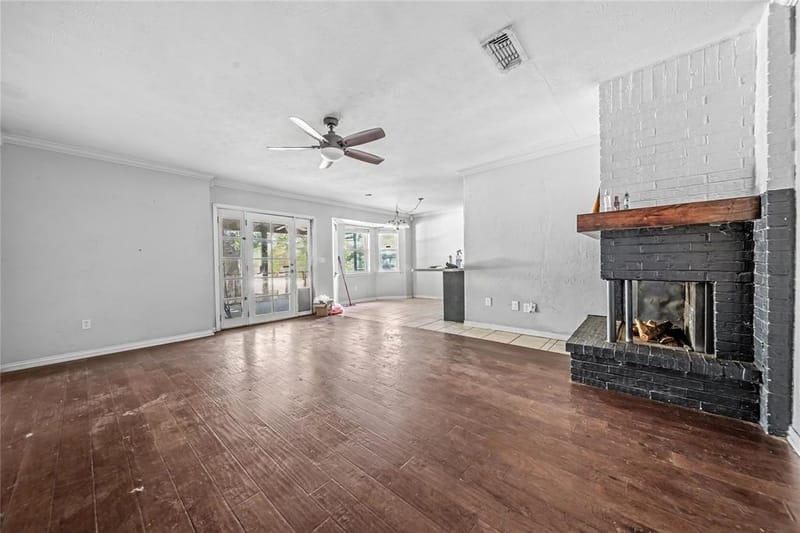 206 Sixpence Lane, Euless TX 76039 - Photo 9