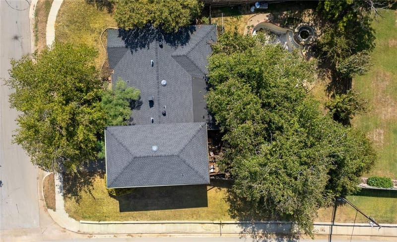 206 Sixpence Lane, Euless TX 76039 - Photo 14