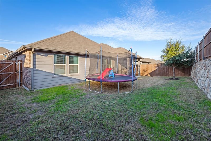 222 Luna Lane, Lake Dallas TX 75065 - Photo 23
