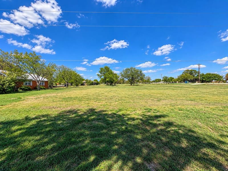 1105 Oak Drive, Flower Mound TX 75028 - Photo 20