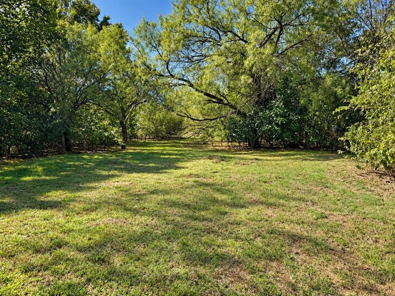 1105 Oak Drive, Flower Mound TX 75028 - Photo 24
