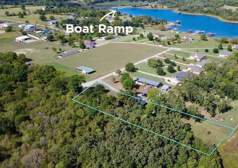 393 Rs County Road 3390, Emory TX 75440
