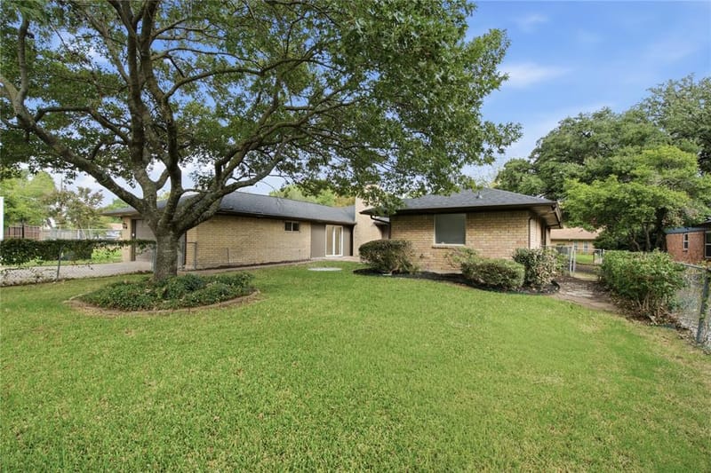 2612 Briarcove Drive, Plano TX 75074 - Photo 5