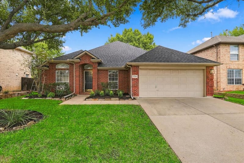 2704 Timberwood Drive, Flower Mound TX 75028 - Photo 2