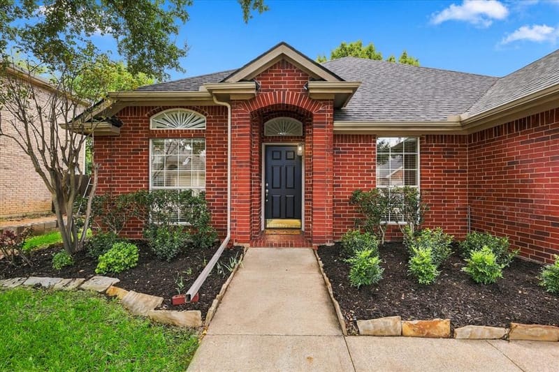 2704 Timberwood Drive, Flower Mound TX 75028 - Photo 3