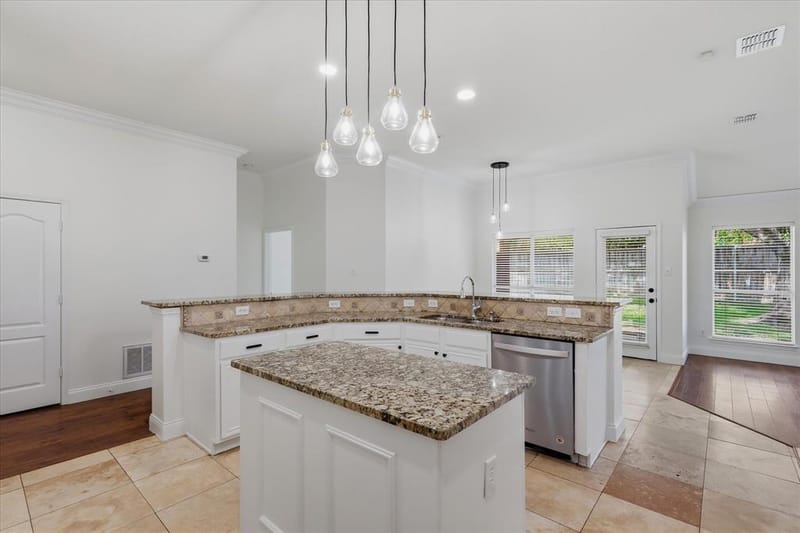 2704 Timberwood Drive, Flower Mound TX 75028 - Photo 11