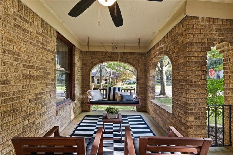 522 Monte Vista Drive, Dallas TX 75223 - Photo 3