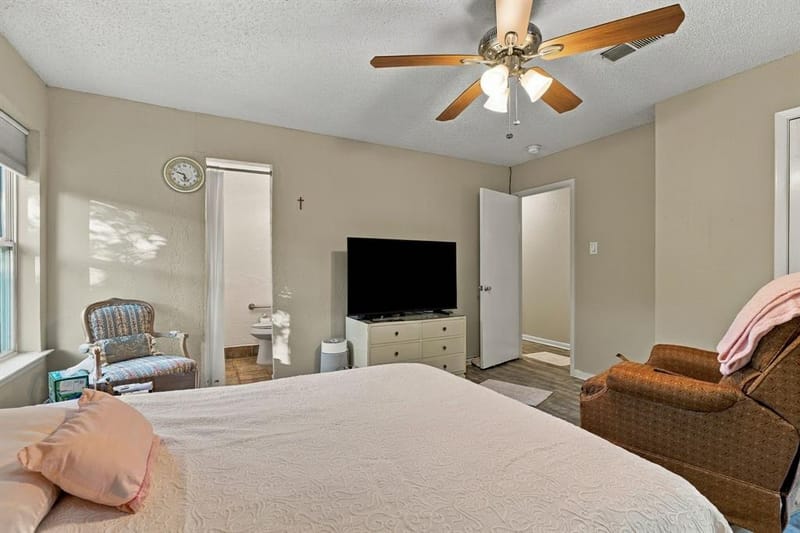1300 Oak Country, Weatherford TX 76085 - Photo 17