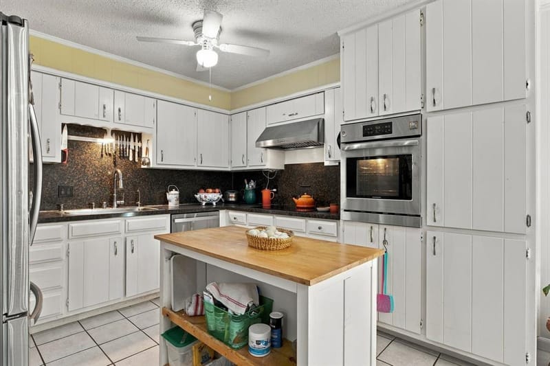 1300 Oak Country, Weatherford TX 76085 - Photo 8