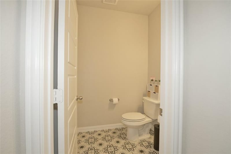 5516 Candlewood Drive, Denton TX 76207 - Photo 7