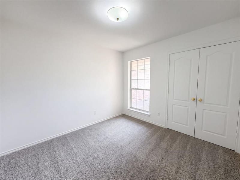 208 Comanche Trail, Alvarado TX 76009 - Photo 13