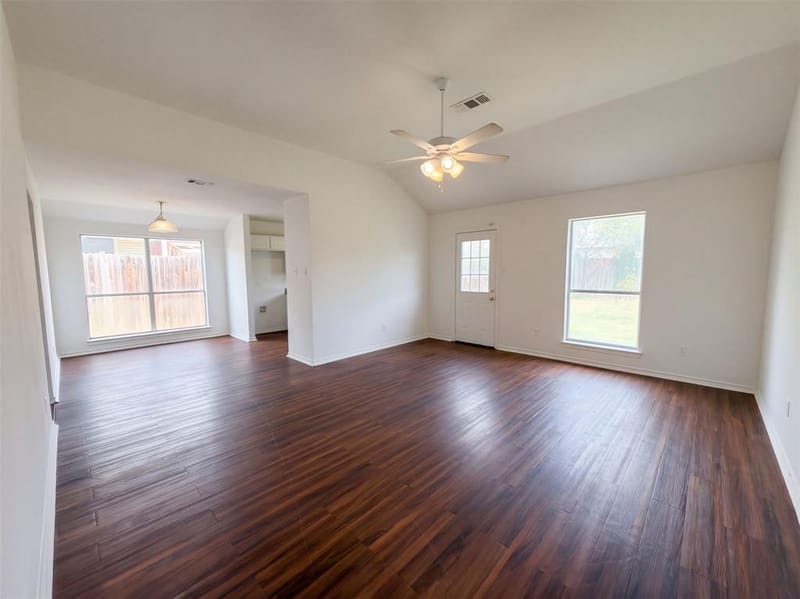 208 Comanche Trail, Alvarado TX 76009 - Photo 3