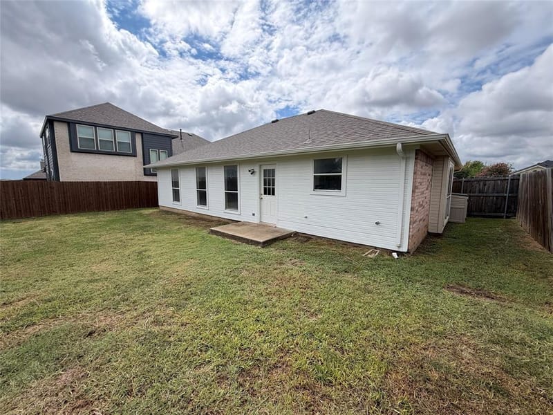 208 Comanche Trail, Alvarado TX 76009 - Photo 20