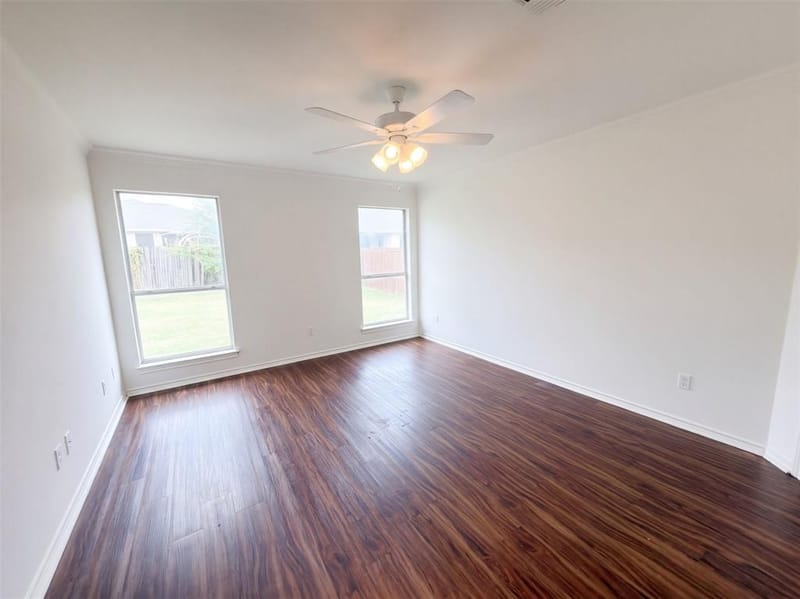 208 Comanche Trail, Alvarado TX 76009 - Photo 4