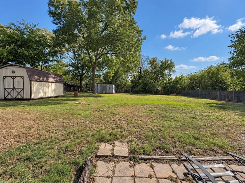 208 Olive Street, Lone Oak TX 75453 - Photo 17