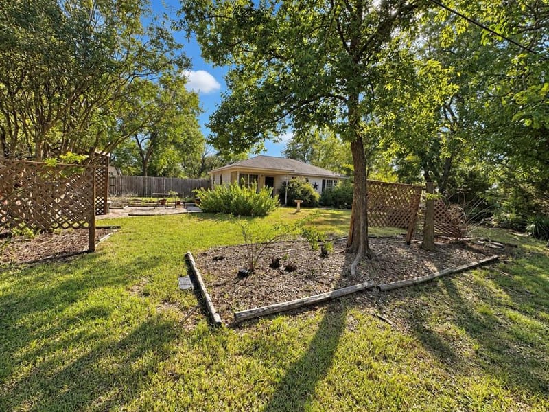 208 Olive Street, Lone Oak TX 75453 - Photo 22