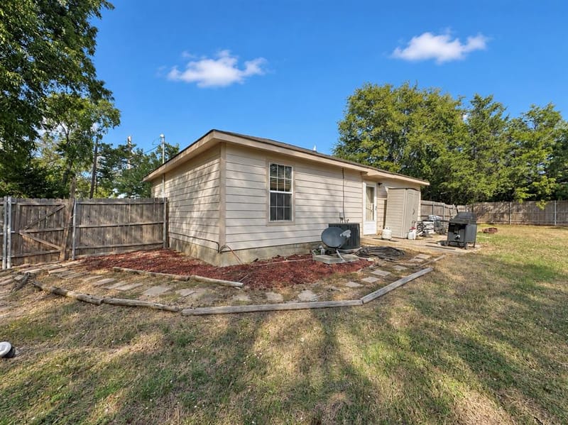 208 Olive Street, Lone Oak TX 75453 - Photo 19