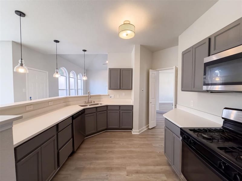 708 Fall Wheat Drive, DeSoto TX 75115 - Photo 2