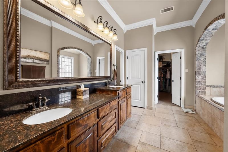 824 Rio Grande Drive, Mansfield TX 76063 - Photo 16
