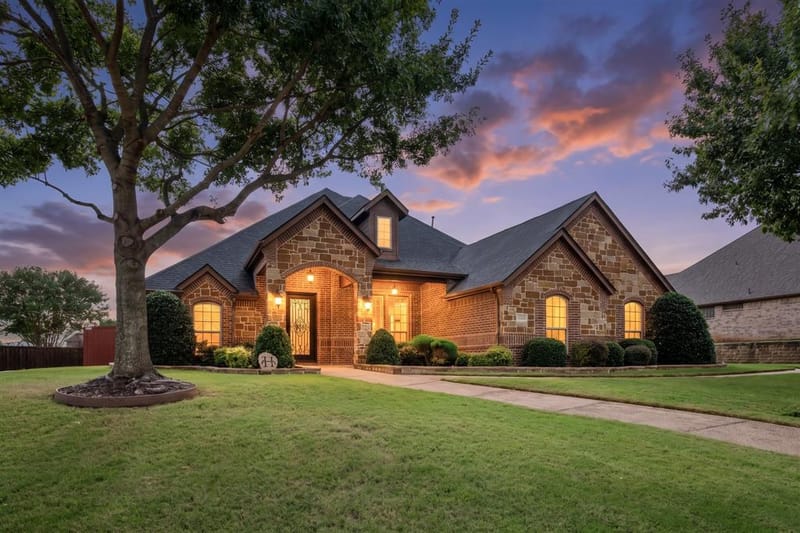 824 Rio Grande Drive, Mansfield TX 76063