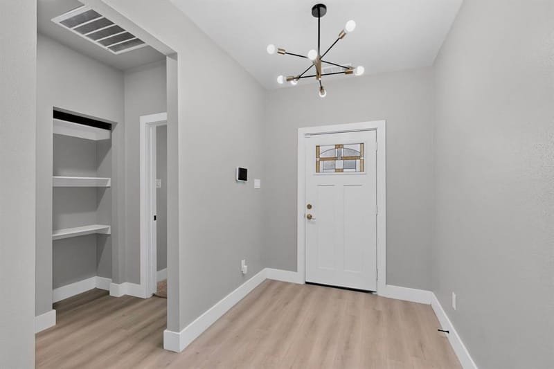 3931 Hancock Street, Dallas TX 75210 - Photo 13