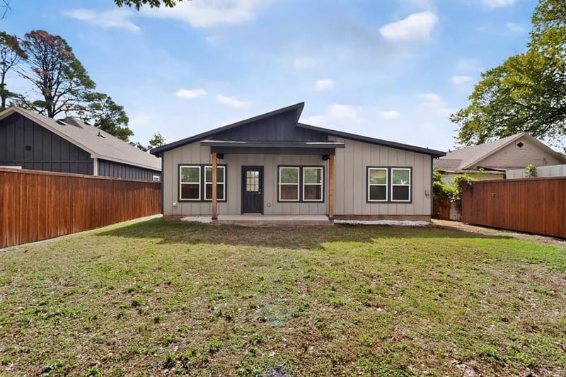 3931 Hancock Street, Dallas TX 75210 - Photo 36