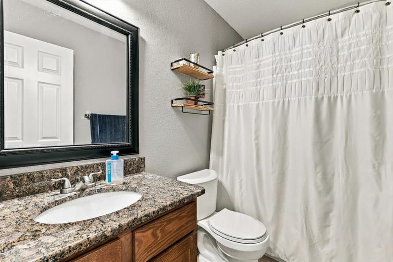 230 Oakwood Circle, Shady Shores TX 76208 - Photo 13