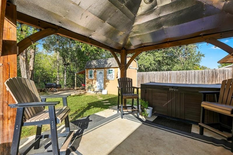 230 Oakwood Circle, Shady Shores TX 76208 - Photo 18