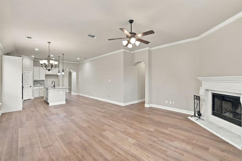 548 Washington Avenue, Waxahachie TX 75165 - Photo 6